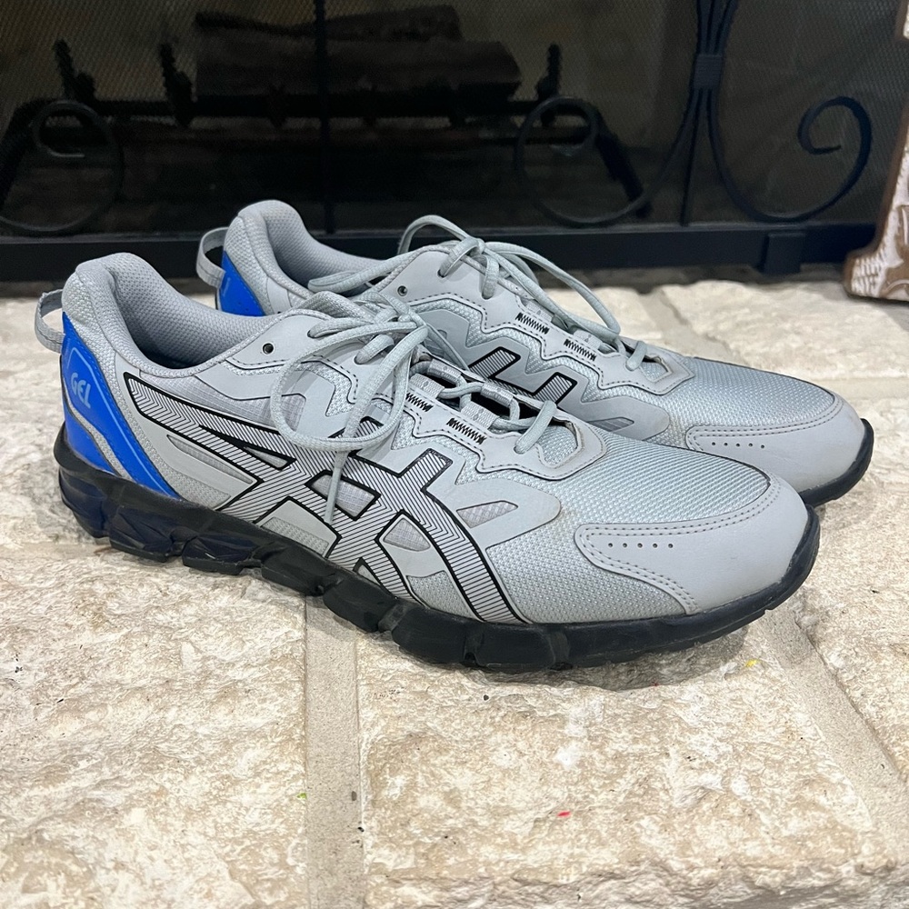 ASICS Gel Men’s Athletic Running Shoe Size 11